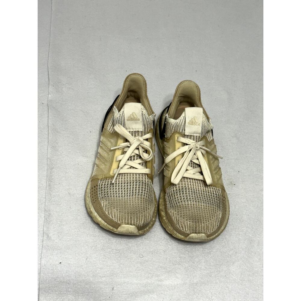 Adidas Ultraboost Women’s Running Shoes Tan Cream Size 7.5